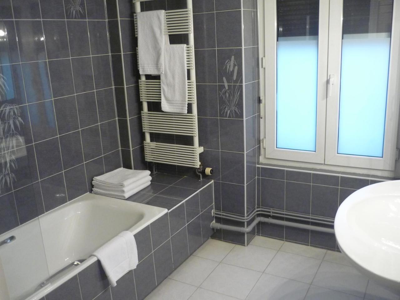 The Originals Boutique, Hotel Terminus, Bourg-En-Bresse Gare Luaran gambar